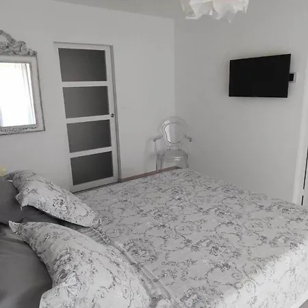 La Maison De Marie A 8 Mn Des Plages فندق مبيت وإفطار بيربينيو
