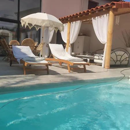 La Maison De Marie A 8 Mn Des Plages
