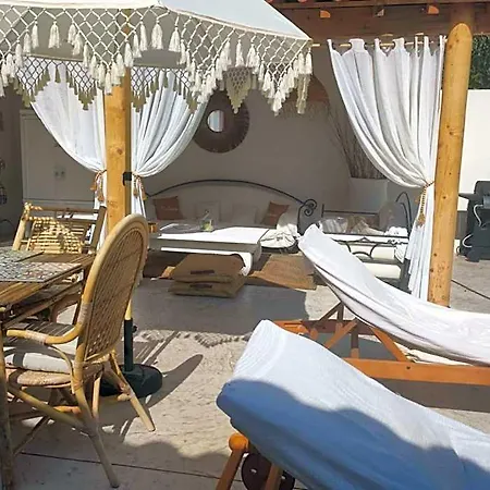La Maison De Marie A 8 Mn Des Plages לינה וארוחת בוקר